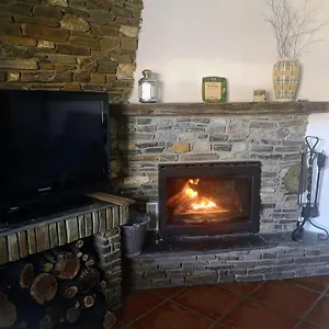 https://casa-rural-el-chacho-velefique.es-andalucia.com